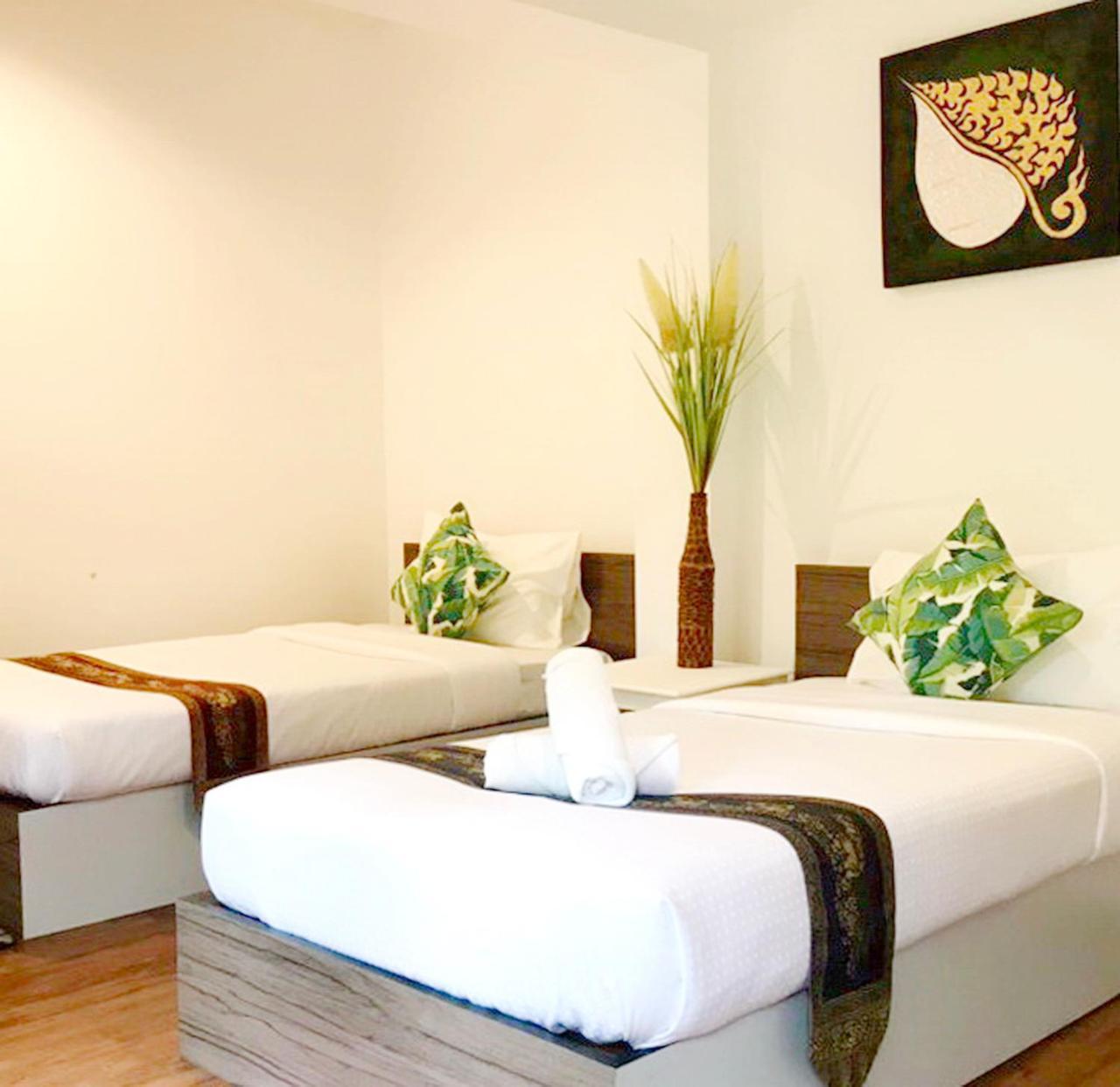 West Coast Beach Resort Phangang-sziget Kültér fotó